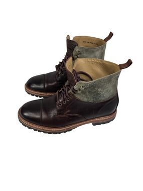 Cole Haan Brown Leather Cap-Toe Lace-Up Boots with Gray Fold Collar. Size 7